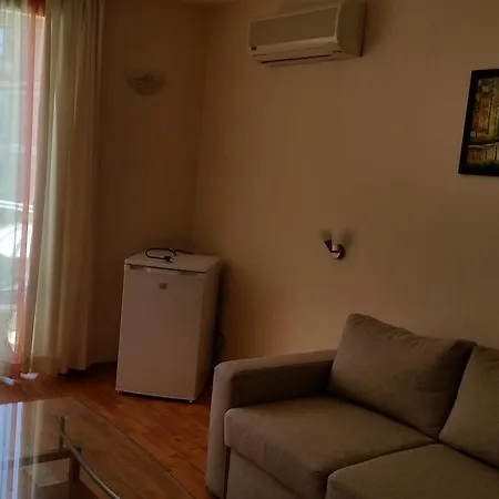Family Hotel Africana 호텔
