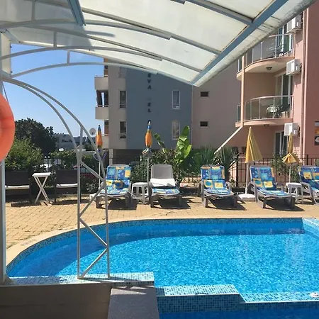 Family Hotel Africana 호텔 3*