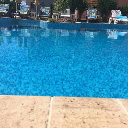 호텔 Family Hotel Africana 3*